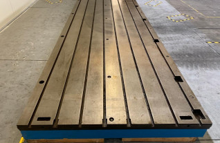 t-slotted-floorplates-union-cast-iron-6139-9