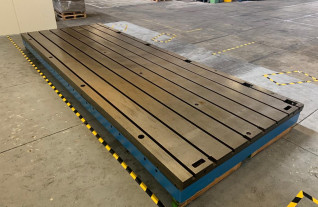 t-slotted-floorplates-union-cast-iron-6139-10