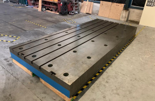 t-slotted-floorplates-berthiez-cast-iron-6135-4