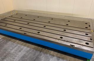 t-slotted-floorplates-berthiez-cast-iron-6135-7