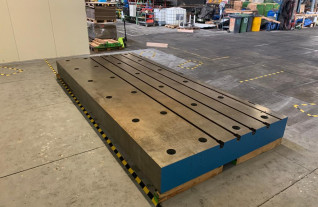 t-slotted-floorplates-berthiez-cast-iron-6135-10