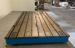 t-slotted-floorplates-stolle-cast-iron-6130-4