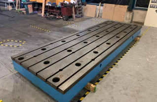 t-slotted-floorplates-stolle-6126-6