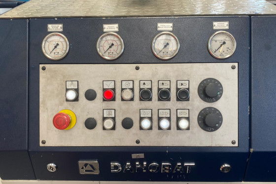 DANOBAT - D 3000