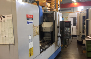 3-axis-machining-centres-mazak-vtc-200-c-6107-3